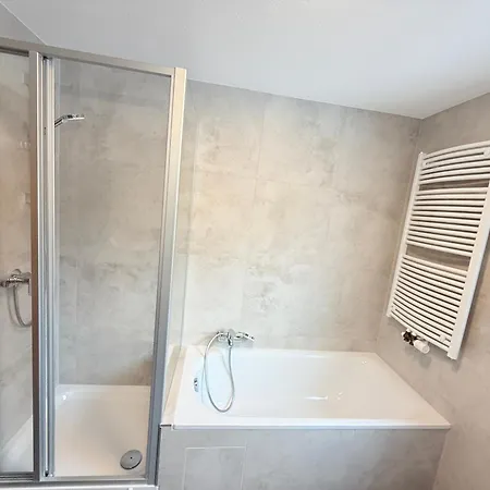 Casa Grande Mit 3 Appartamento Rastatt